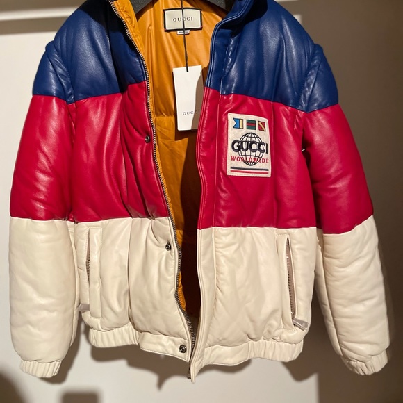 GUCCI Retro Puffer Bomber Jacket W/ Logo Patch - Picture 5 of 6